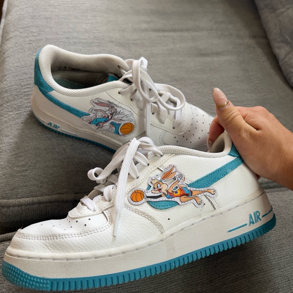 Nike White and Teal Sneakers